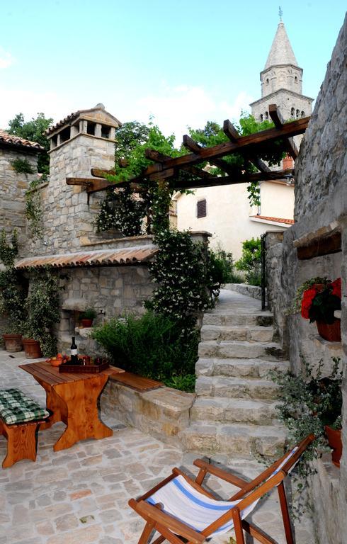Holiday Homes Poli Svetega Antona Gračišće Δωμάτιο φωτογραφία